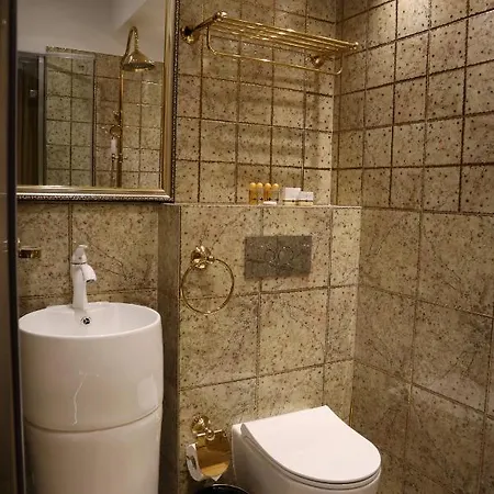 Hidden Bank: Golden بلوفديف