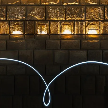 Hidden Bank: Golden Daire