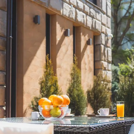 Hidden Bank: Golden شقة *