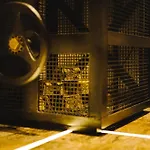 Hidden Bank: Golden * Φιλιππούπολη
